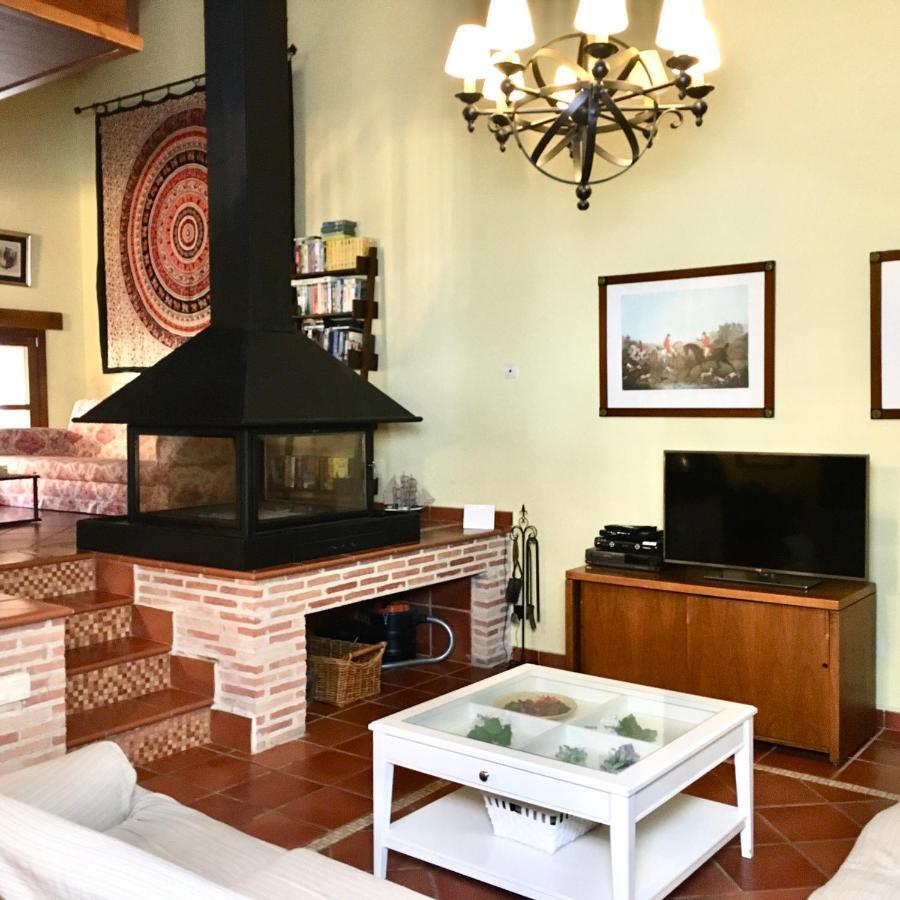 Гостьовий будинок Casa Roble Almenara de Tormes Екстер'єр фото